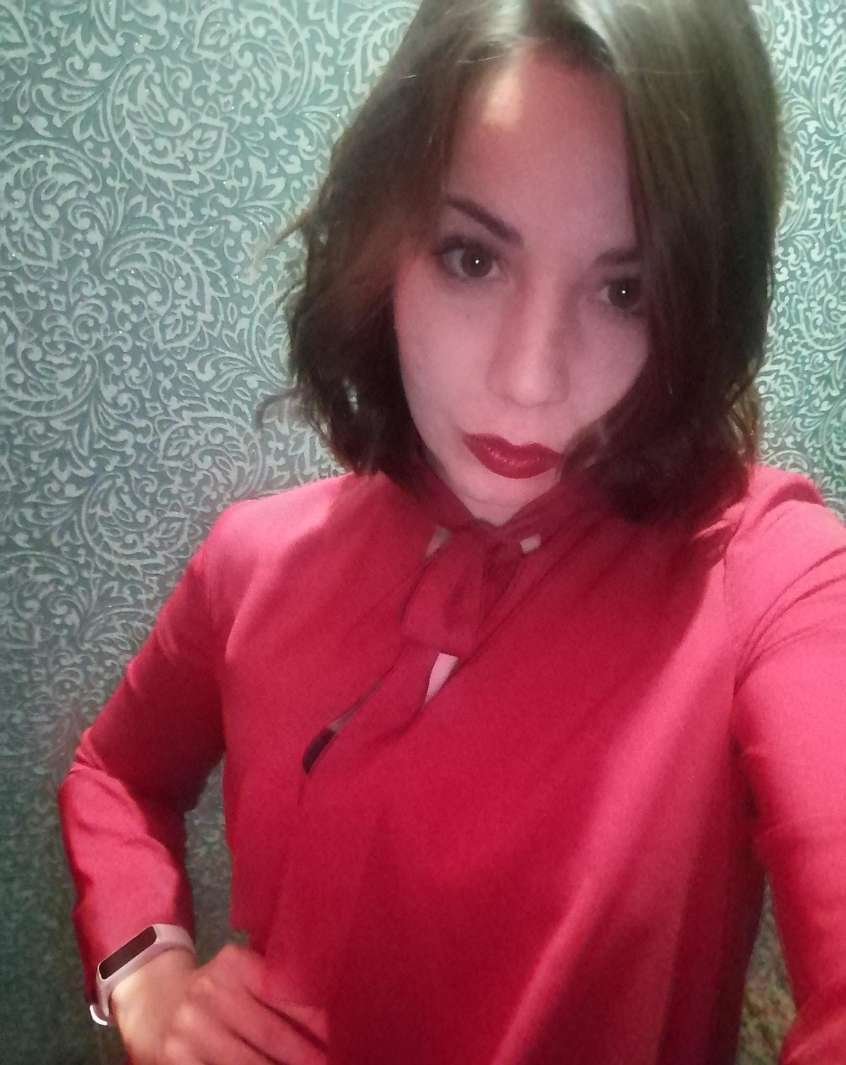 Марина привлекальеная девушка из Судака цена от 3500 руб