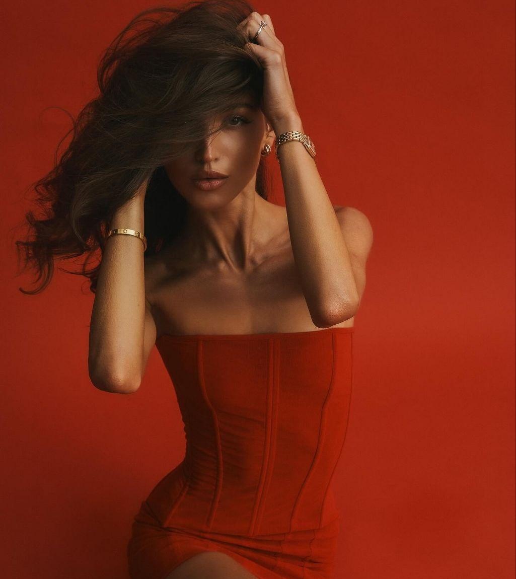 Зара привлекальеная девушка из Судака цена от 5000 руб