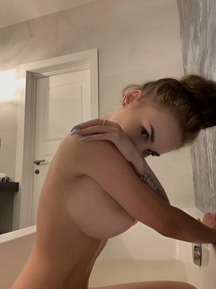 Индивидуалка Алена, доступна для личного знакомства от 5000 руб