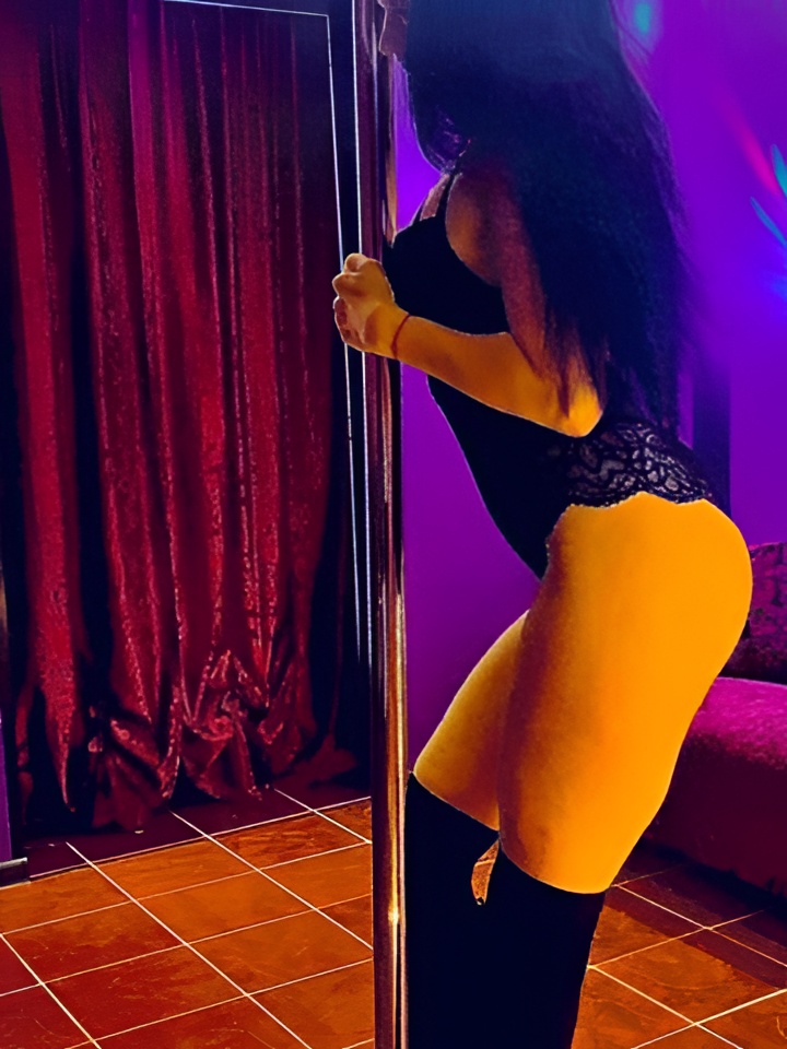 Индивидуалка Лина, доступна для личного знакомства от 2000 руб