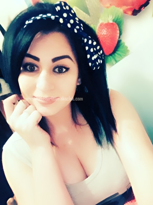 Марина привлекательная девушка из Судака цена от 3000 руб