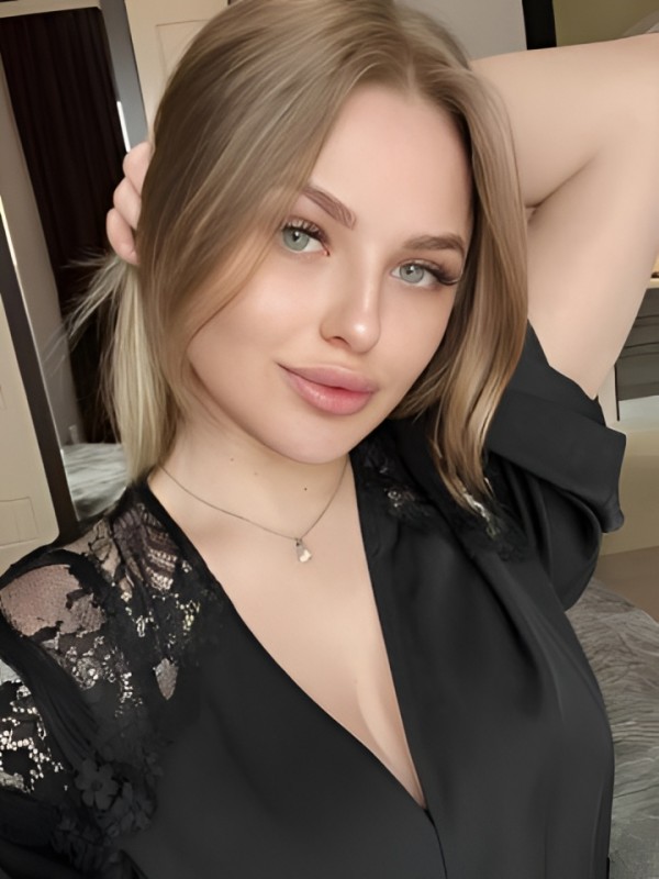 Жасмин привлекательная девушка из Судака цена от 3000 руб