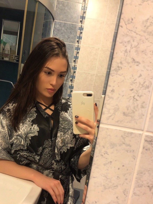 Лиза привлекательная девушка из Судака цена от 3500 руб