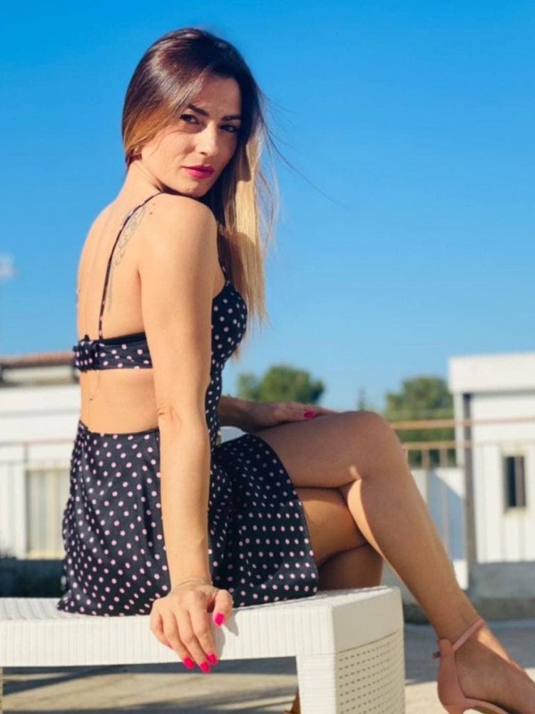 Оксана привлекательная девушка из Судака цена от 3500 руб