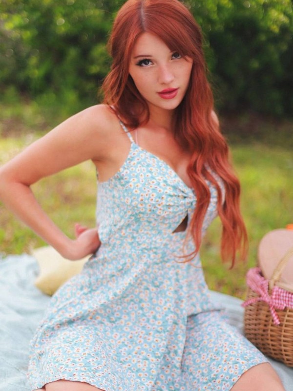 Эмма привлекательная девушка из Судака цена от 3000 руб