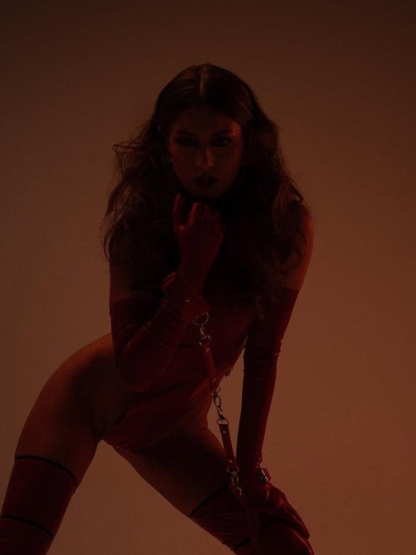 Катя привлекательная девушка из Судака цена от 6000 руб